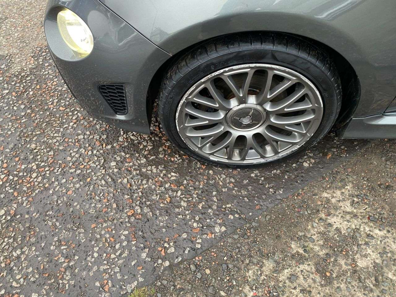 2017 ABARTH 595 2017 ABARTH 595