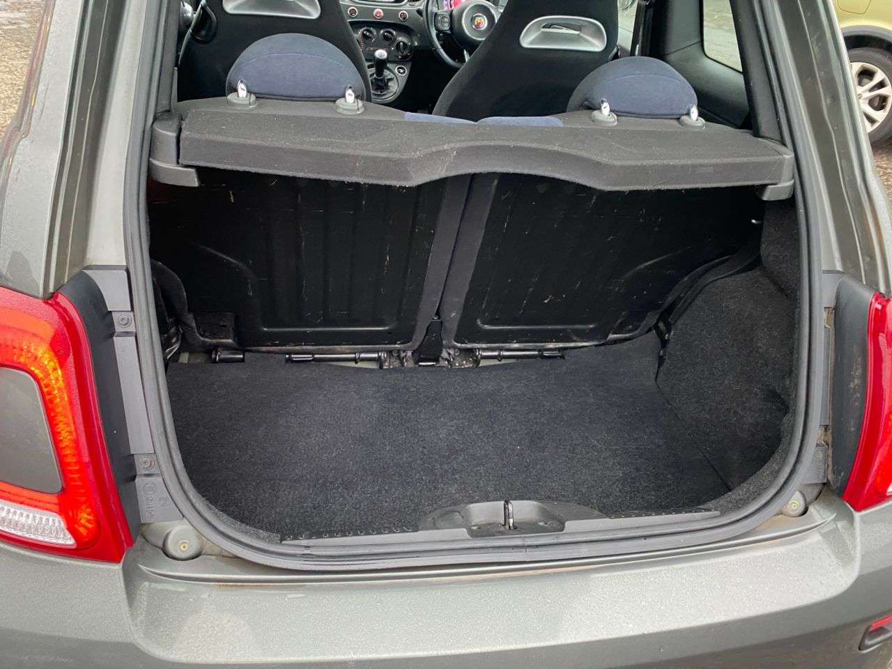2017 ABARTH 595 2017 ABARTH 595