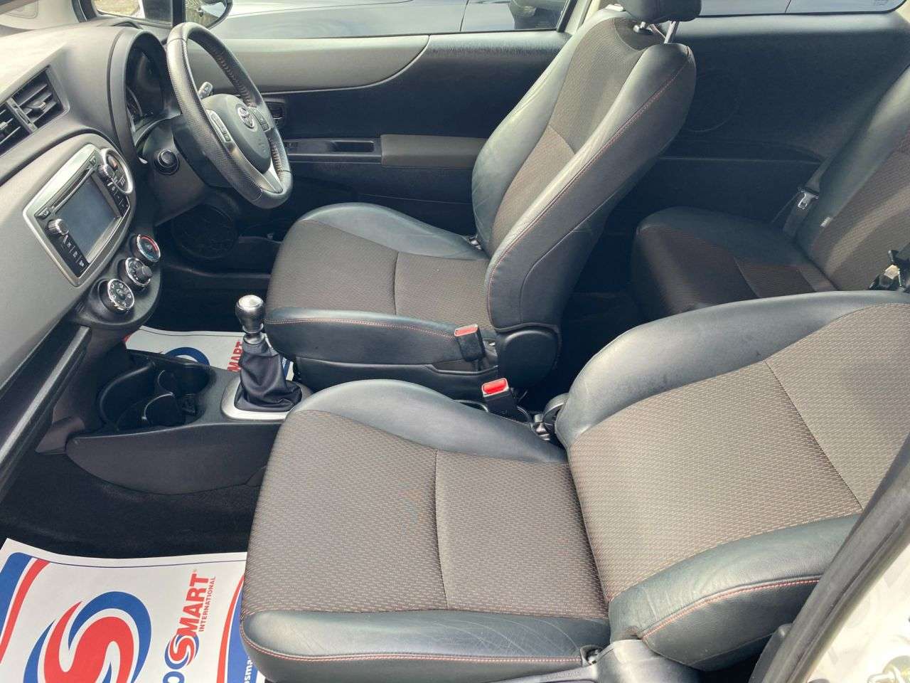 2012 TOYOTA YARIS 2012 TOYOTA YARIS