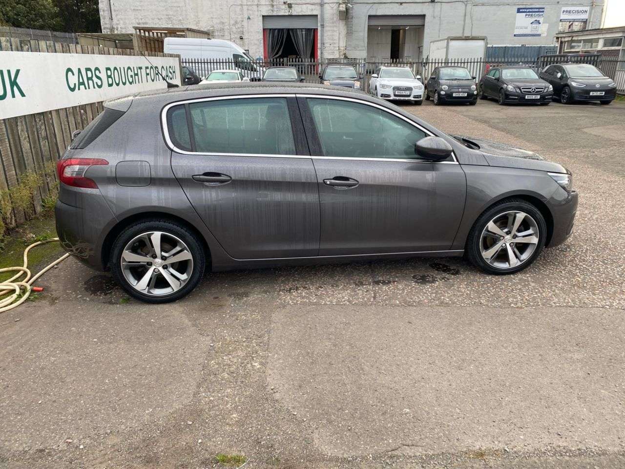 2017 PEUGEOT 308 2017 PEUGEOT 308