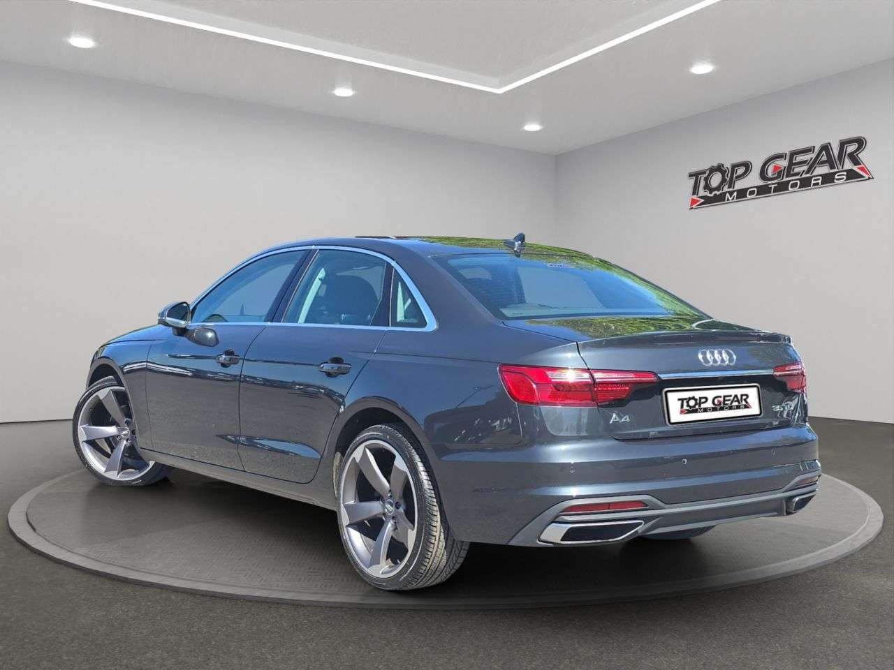 A 2020 AUDI A4 35 Technik S Tronic 2.0 TDI 163 BHP * PARKING SENSORS, APPLE CARPLAY * A 2020 AUDI A4 35 Technik S Tronic 2.0 TDI 163 BHP * PARKING SENSORS, APPLE CARPLAY *