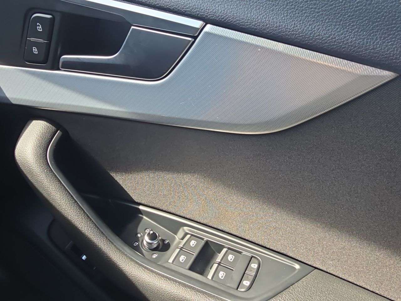 2020 AUDI A4 2020 AUDI A4