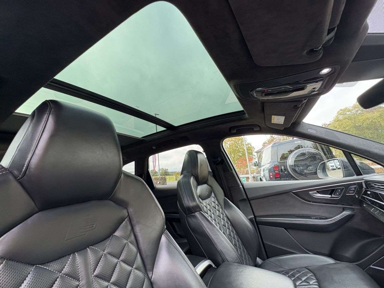 2020 AUDI SQ7 2020 AUDI SQ7