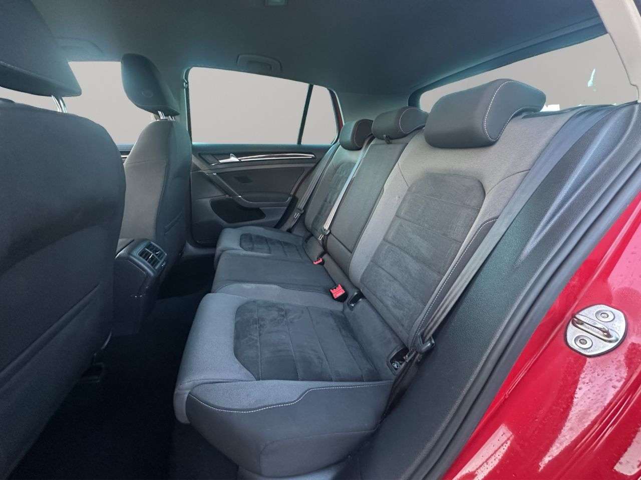 2017 VOLKSWAGEN GOLF 2017 VOLKSWAGEN GOLF