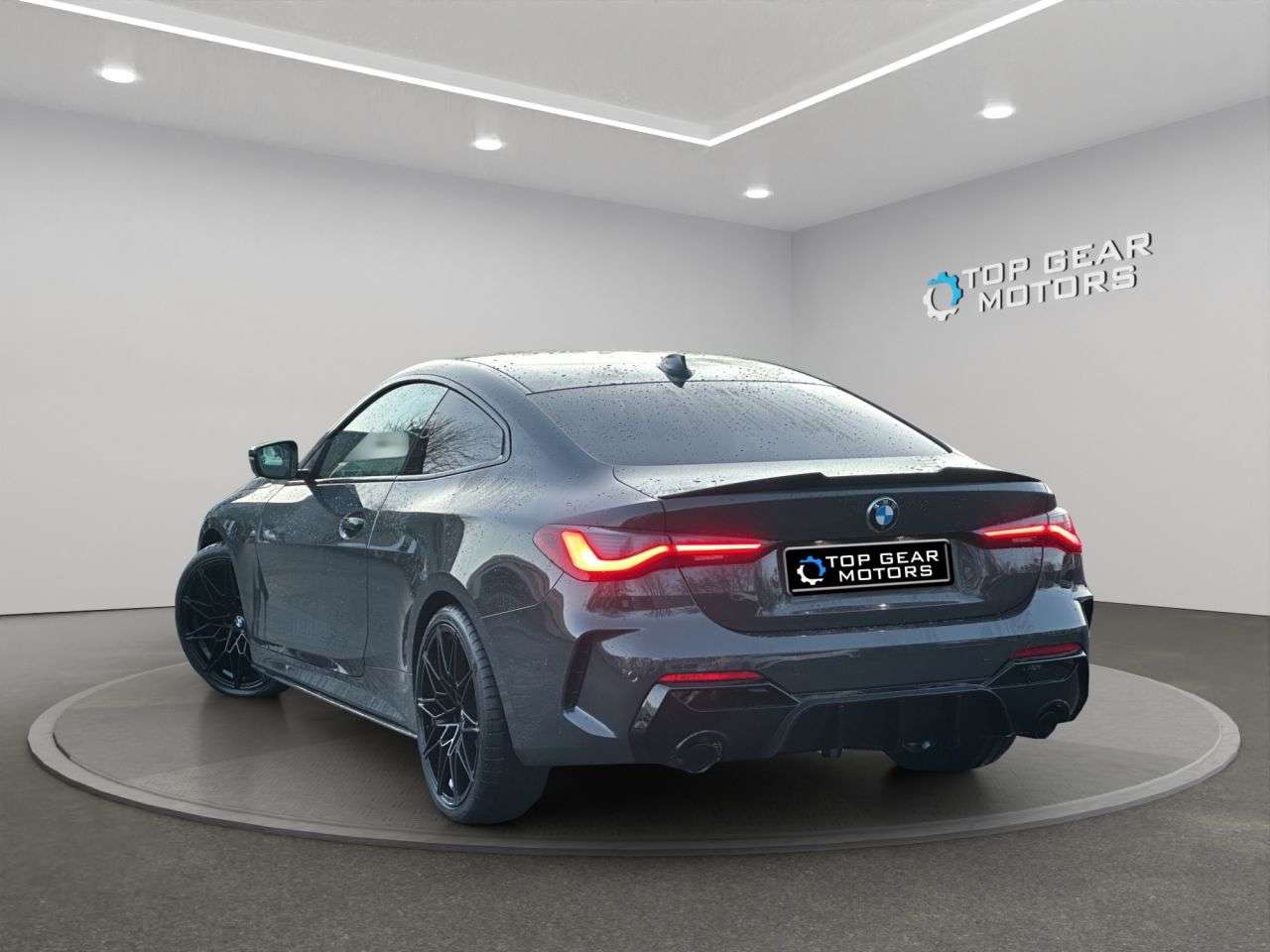A 2022 BMW 4 SERIES MHT 420D M Sport Pro Ed Coupe 2dr Diesel Hybrid 2.0 190 BHP **DRAVIT GREY** A 2022 BMW 4 SERIES MHT 420D M Sport Pro Ed Coupe 2dr Diesel Hybrid 2.0 190 BHP **DRAVIT GREY**