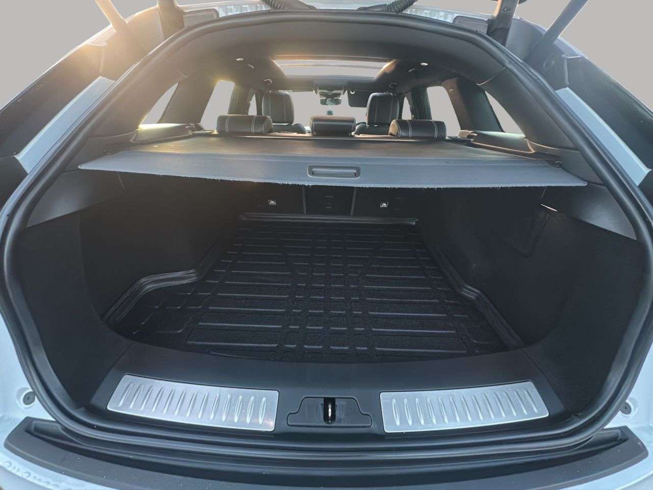 2018 LAND ROVER RANGE ROVER VELAR 2018 LAND ROVER RANGE ROVER VELAR