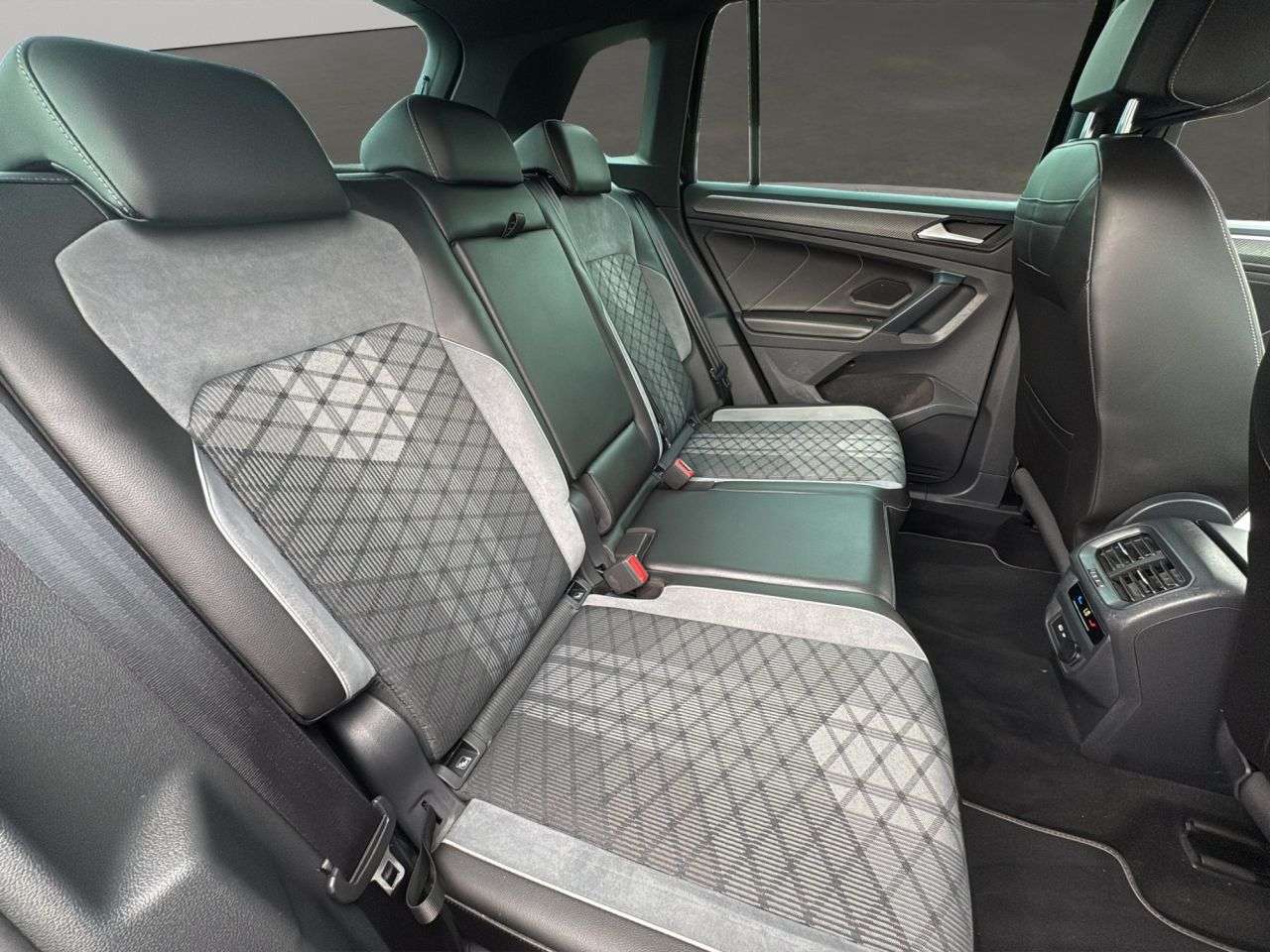 2022 VOLKSWAGEN TIGUAN 2022 VOLKSWAGEN TIGUAN