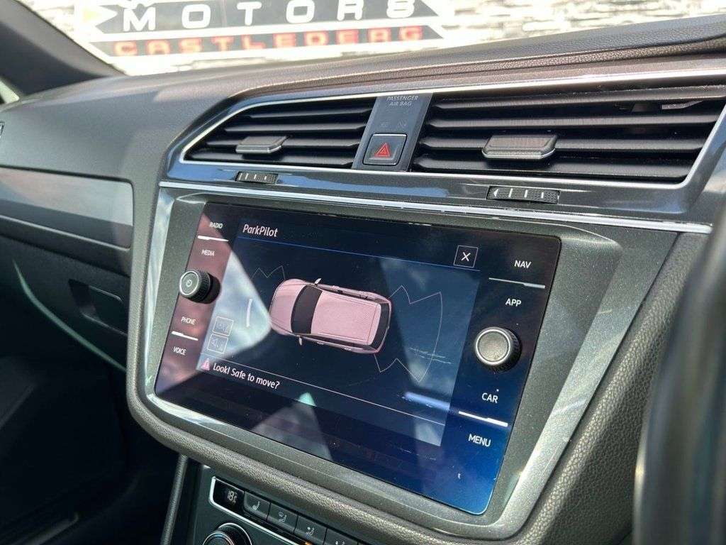 2017 VOLKSWAGEN TIGUAN 2017 VOLKSWAGEN TIGUAN