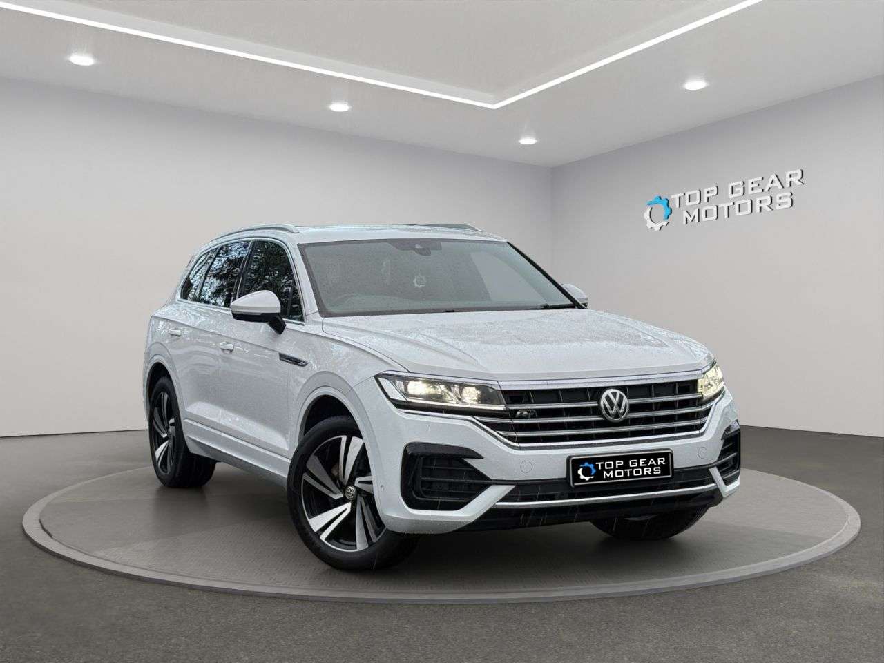 2019 VOLKSWAGEN TOUAREG 2019 VOLKSWAGEN TOUAREG
