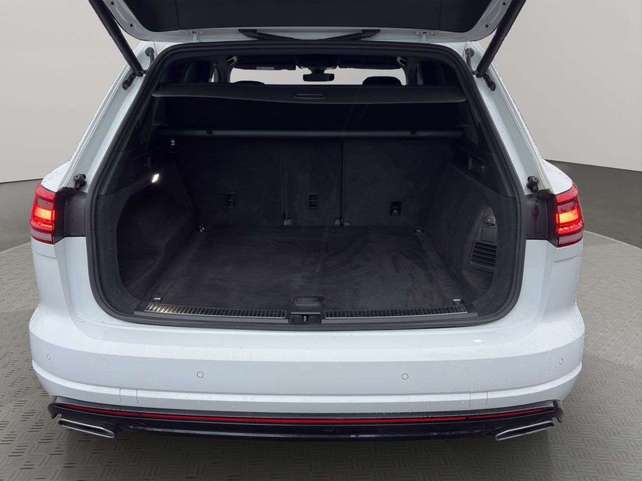 2019 VOLKSWAGEN TOUAREG 2019 VOLKSWAGEN TOUAREG