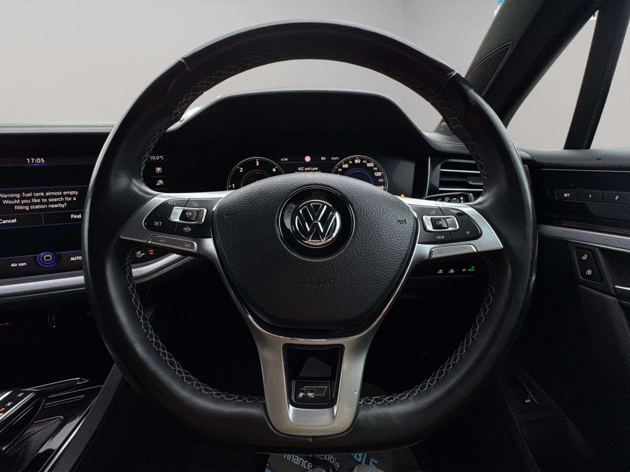 2019 VOLKSWAGEN TOUAREG 2019 VOLKSWAGEN TOUAREG