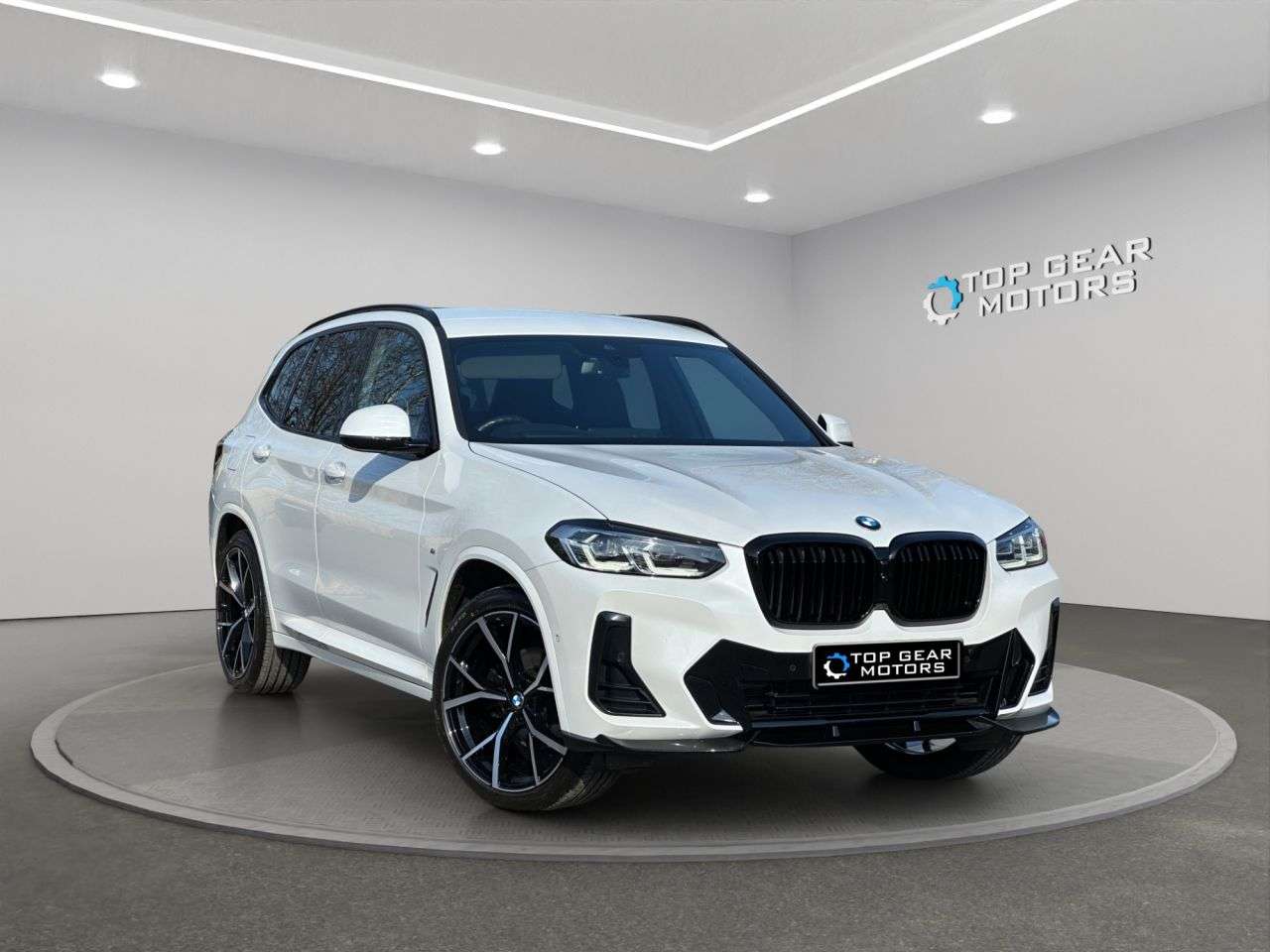 A 2021 BMW X3 xDrive 20d MHT M Sport Auto 2.0 290 BHP Diesel Hybrid AWD / 4X4 RED M SPORT A 2021 BMW X3 xDrive 20d MHT M Sport Auto 2.0 290 BHP Diesel Hybrid AWD / 4X4 RED M SPORT