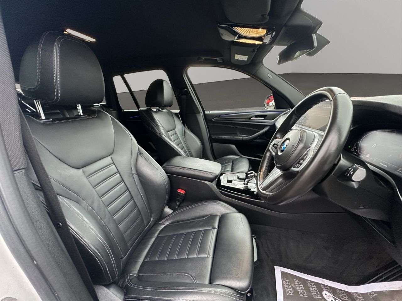 A 2021 BMW X3 xDrive 20d MHT M Sport Auto 2.0 290 BHP Diesel Hybrid AWD / 4X4 RED M SPORT A 2021 BMW X3 xDrive 20d MHT M Sport Auto 2.0 290 BHP Diesel Hybrid AWD / 4X4 RED M SPORT