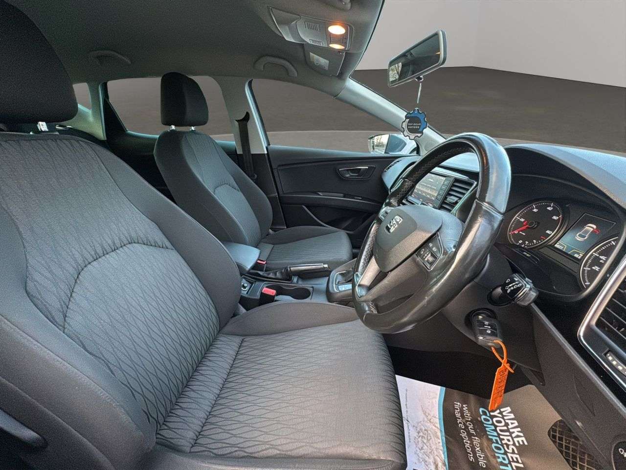 A 2016 SEAT LEON SE DYNAMIC TECHNOLOGY DSG 1.6 TDI 110 BHP *PARKING SENSORS, CRUISE CONTROL* A 2016 SEAT LEON SE DYNAMIC TECHNOLOGY DSG 1.6 TDI 110 BHP *PARKING SENSORS, CRUISE CONTROL*