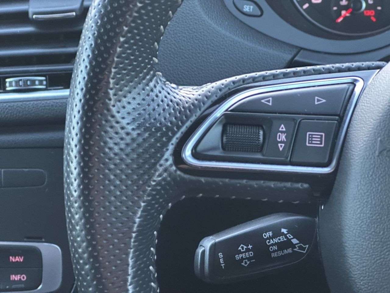 2018 AUDI Q3 2018 AUDI Q3