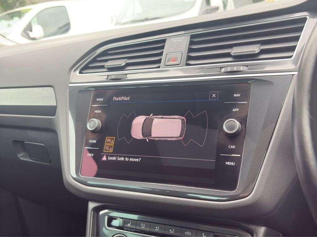 2017 VOLKSWAGEN TIGUAN 2017 VOLKSWAGEN TIGUAN