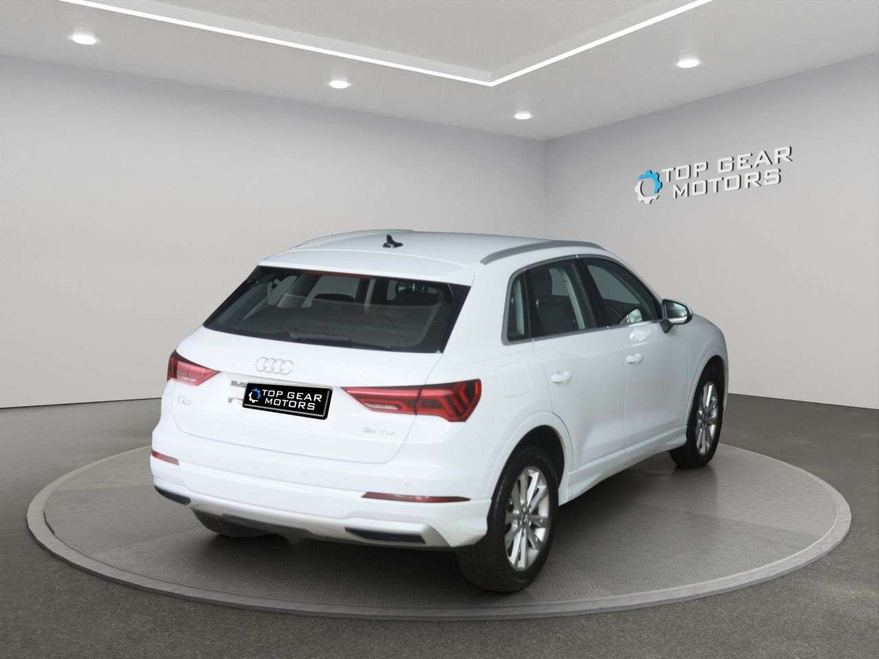 2020 AUDI Q3 2020 AUDI Q3