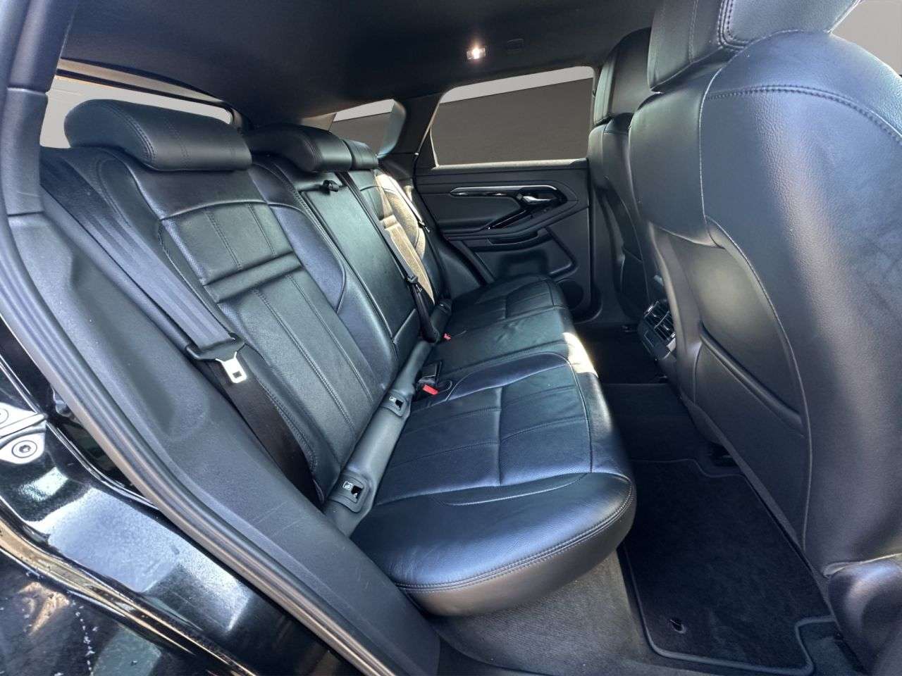 2019 LAND ROVER RANGE ROVER EVOQUE 2019 LAND ROVER RANGE ROVER EVOQUE