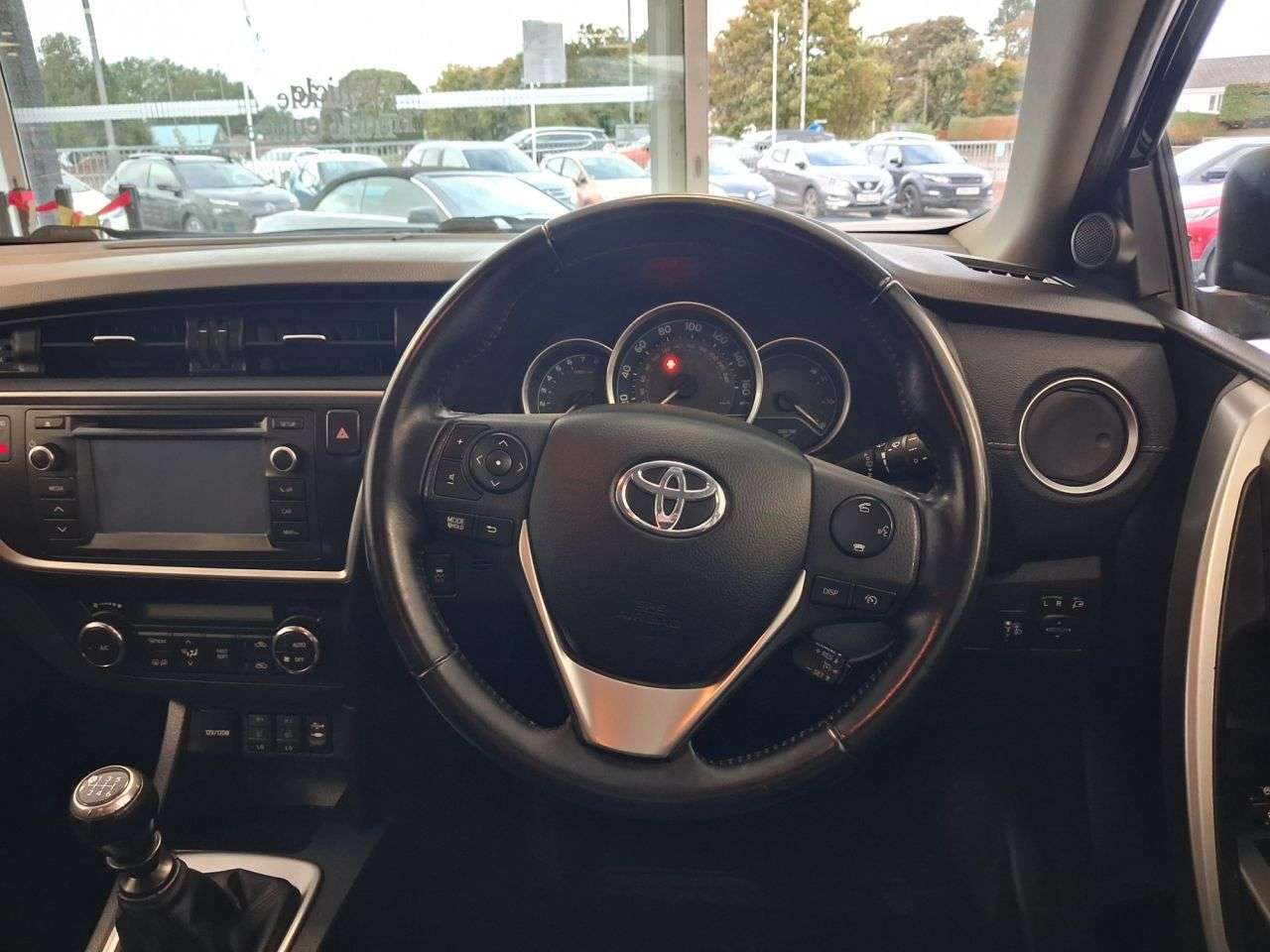 2014 TOYOTA AURIS 2014 TOYOTA AURIS