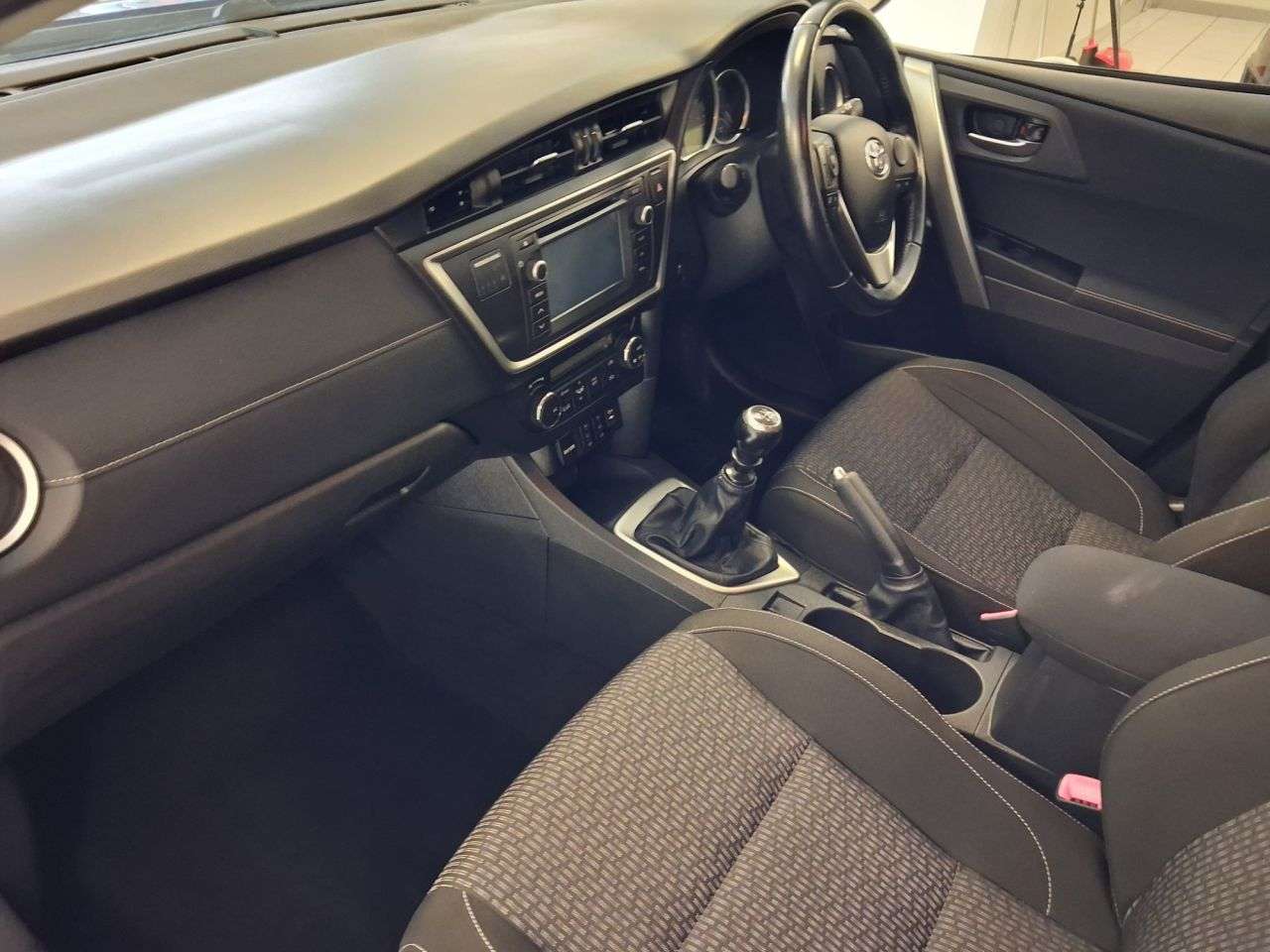 2014 TOYOTA AURIS 2014 TOYOTA AURIS