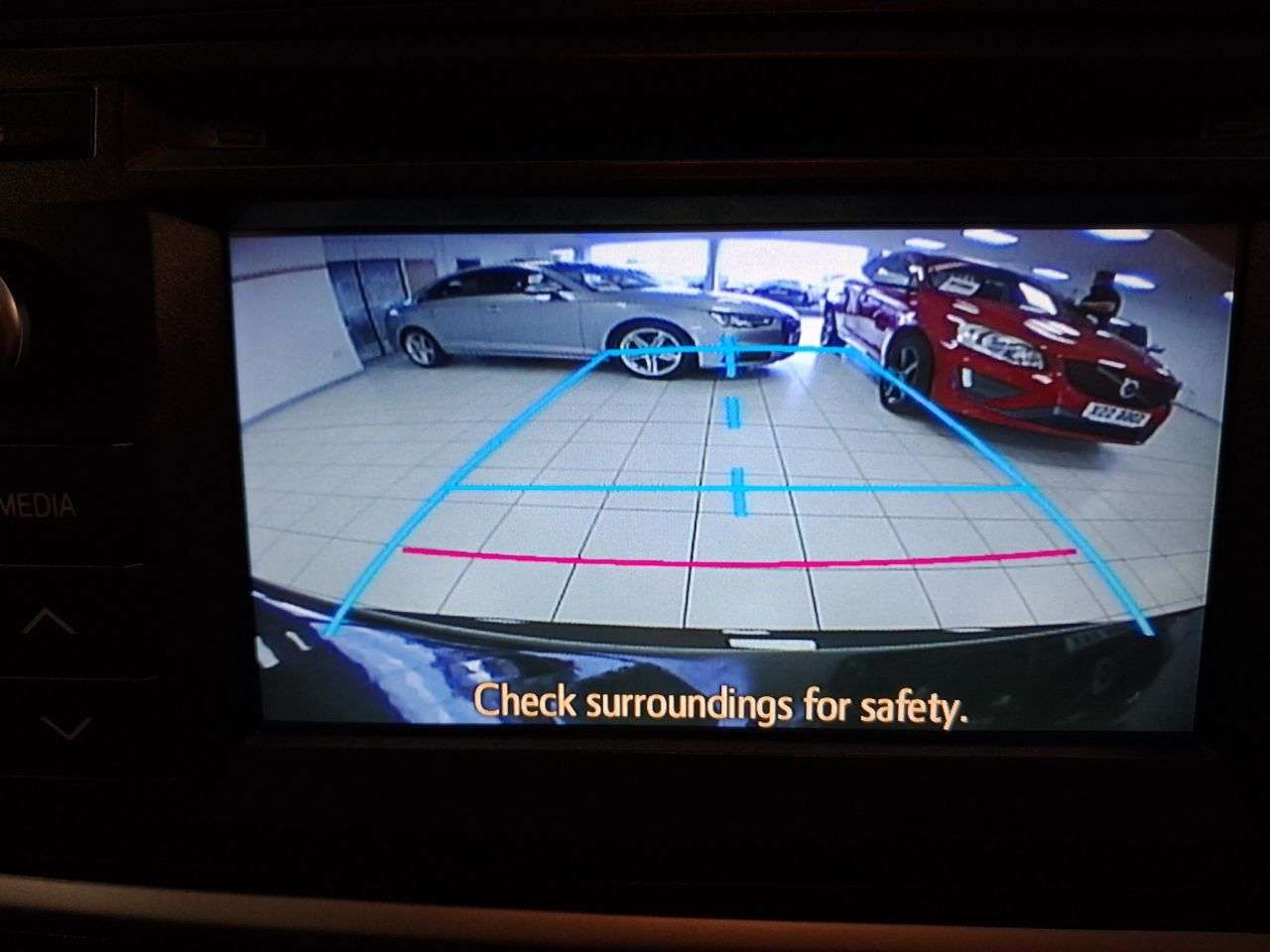 2014 TOYOTA AURIS 2014 TOYOTA AURIS