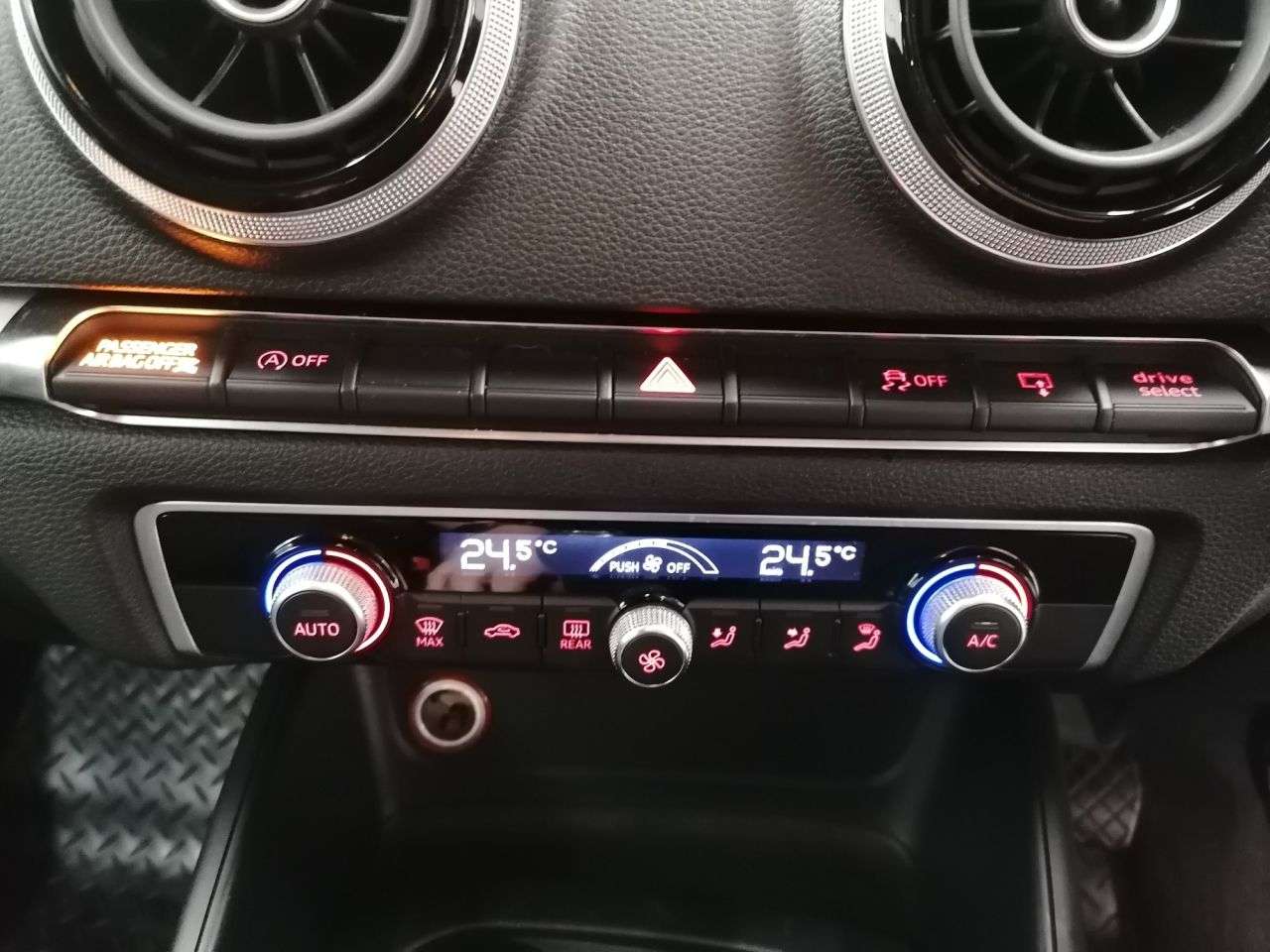 2015 AUDI A3 2015 AUDI A3
