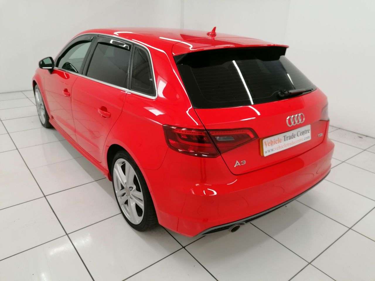 A 2015 AUDI A3 1.6 TDI S LINE 5d 109 BHP A 2015 AUDI A3 1.6 TDI S LINE 5d 109 BHP
