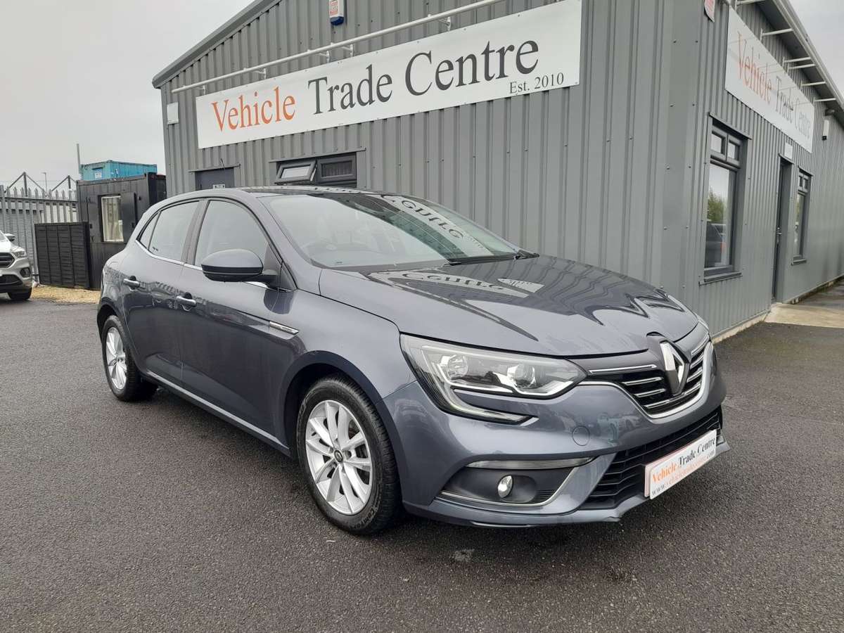 Check out this Renault Megane 2017 Diesel Manual