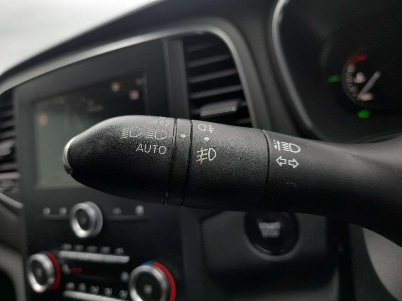 2017 RENAULT MEGANE 2017 RENAULT MEGANE