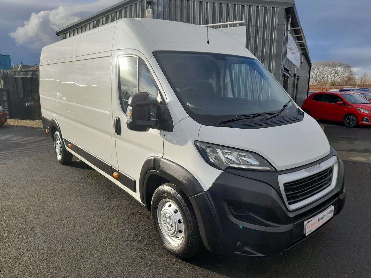 A 2019 PEUGEOT BOXER 2.2 BlueHDi 435 Professional Panel Van 5dr Diesel Manual L4 H2 Euro 6 (s/s) A 2019 PEUGEOT BOXER 2.2 BlueHDi 435 Professional Panel Van 5dr Diesel Manual L4 H2 Euro 6 (s/s)