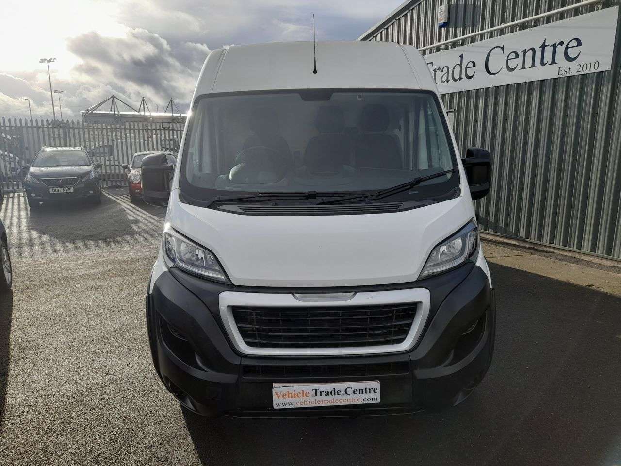 A 2019 PEUGEOT BOXER 2.2 BlueHDi 435 Professional Panel Van 5dr Diesel Manual L4 H2 Euro 6 (s/s) A 2019 PEUGEOT BOXER 2.2 BlueHDi 435 Professional Panel Van 5dr Diesel Manual L4 H2 Euro 6 (s/s)