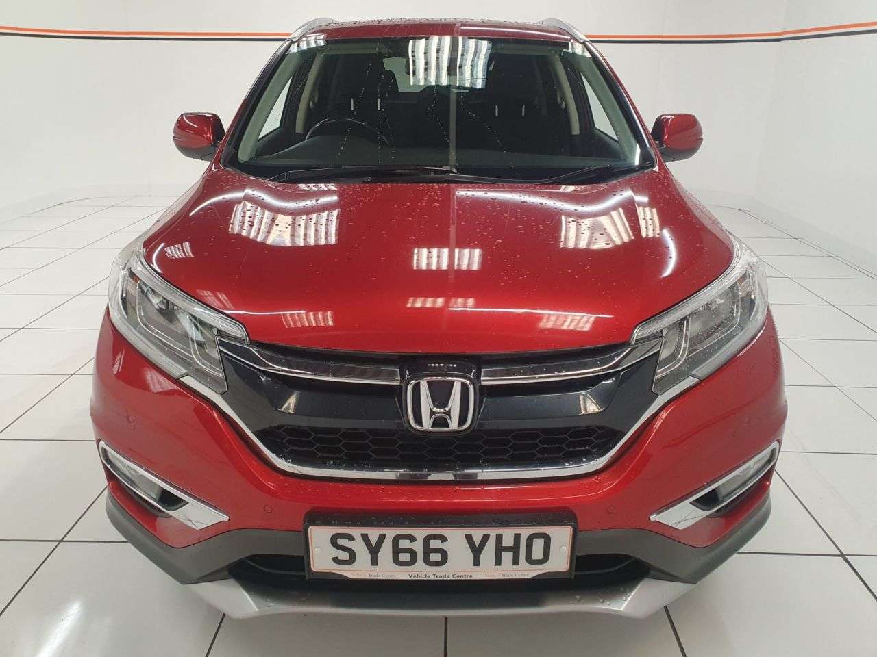 A 2016 HONDA CR-V 2.0 i-VTEC SE Plus Navi SUV 5dr Petrol Manual 4WD Euro 6 (s/s) (155 ps) ++ A 2016 HONDA CR-V 2.0 i-VTEC SE Plus Navi SUV 5dr Petrol Manual 4WD Euro 6 (s/s) (155 ps) ++