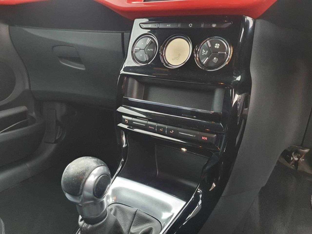 2017 DS AUTOMOBILES DS 3 2017 DS AUTOMOBILES DS 3