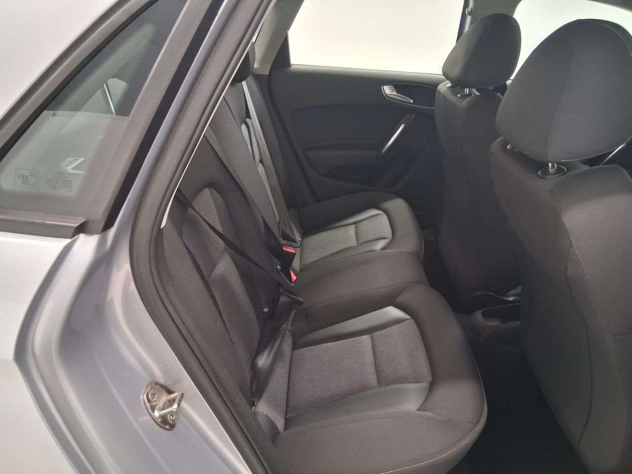 2016 AUDI A1 2016 AUDI A1