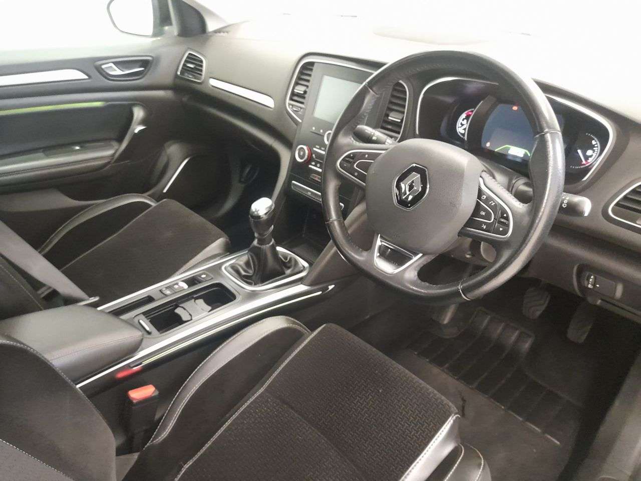2017 RENAULT MEGANE 2017 RENAULT MEGANE