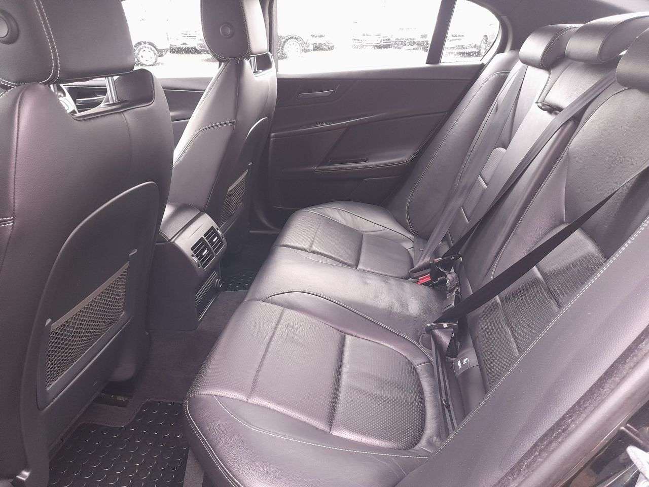 2015 JAGUAR XE 2015 JAGUAR XE