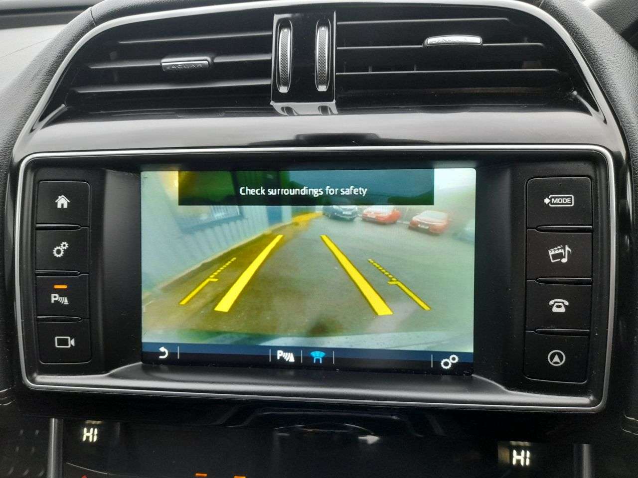 2015 JAGUAR XE 2015 JAGUAR XE