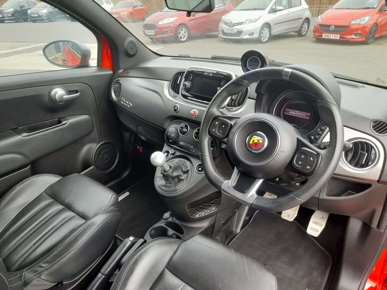 2017 ABARTH 595 2017 ABARTH 595