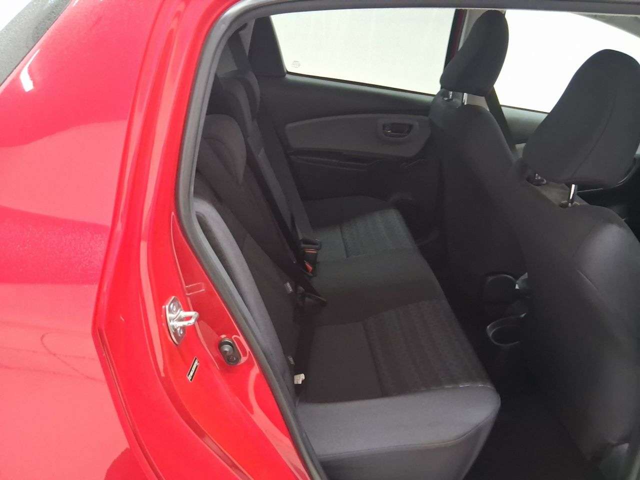 2016 TOYOTA YARIS 2016 TOYOTA YARIS