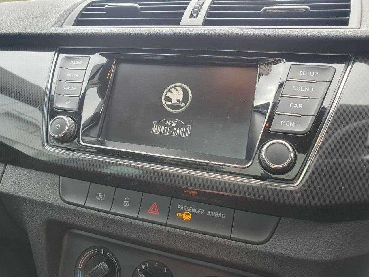 2017 SKODA FABIA 2017 SKODA FABIA