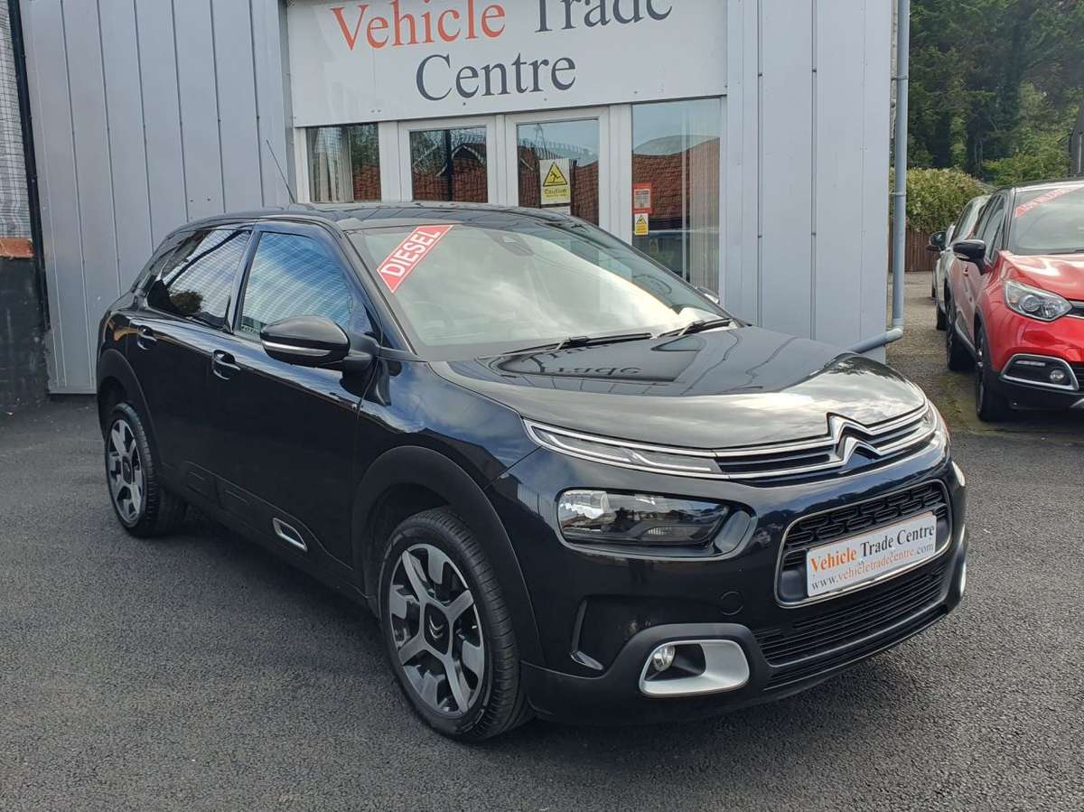 Check out this Citroen C4 Cactus 2018 Diesel Manual