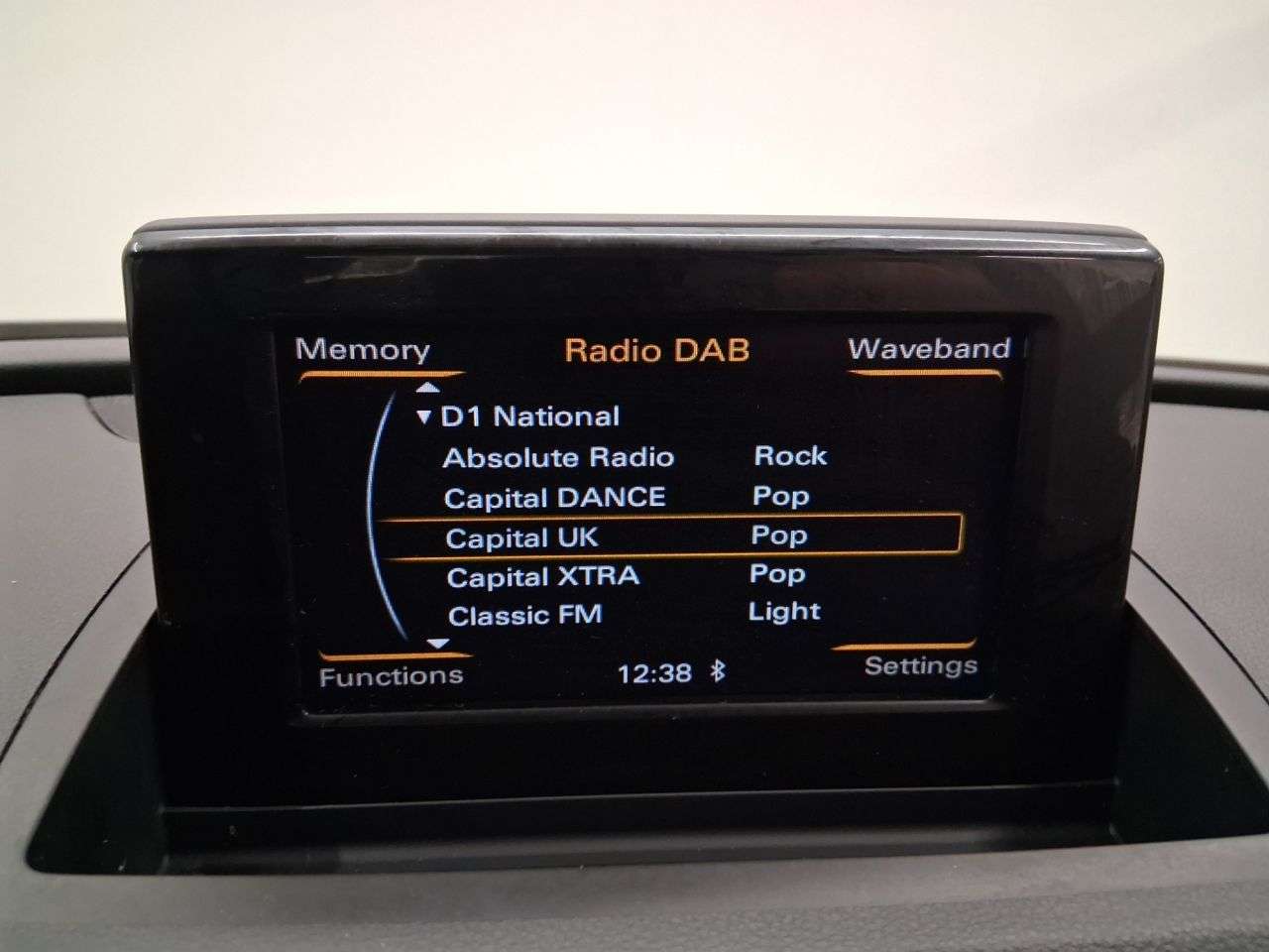 2014 AUDI Q3 2014 AUDI Q3