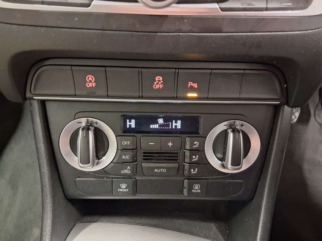 2014 AUDI Q3 2014 AUDI Q3