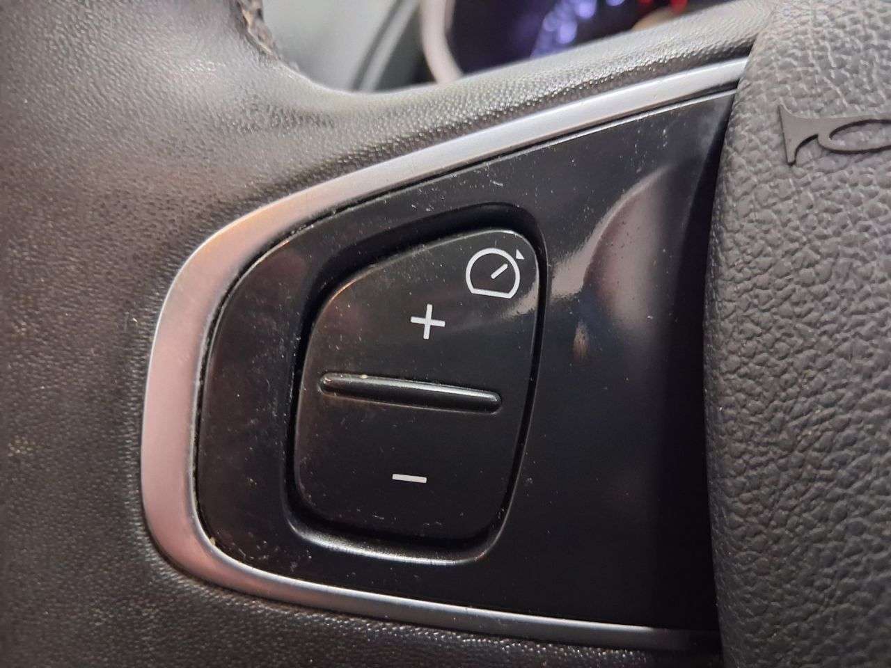 2017 RENAULT CLIO 2017 RENAULT CLIO