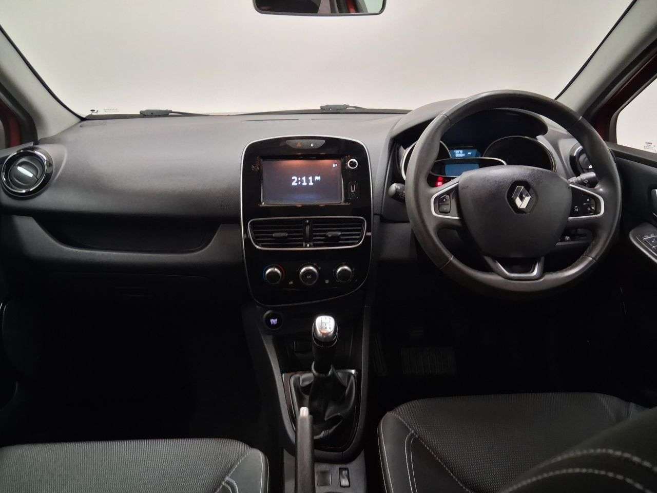 2017 RENAULT CLIO 2017 RENAULT CLIO