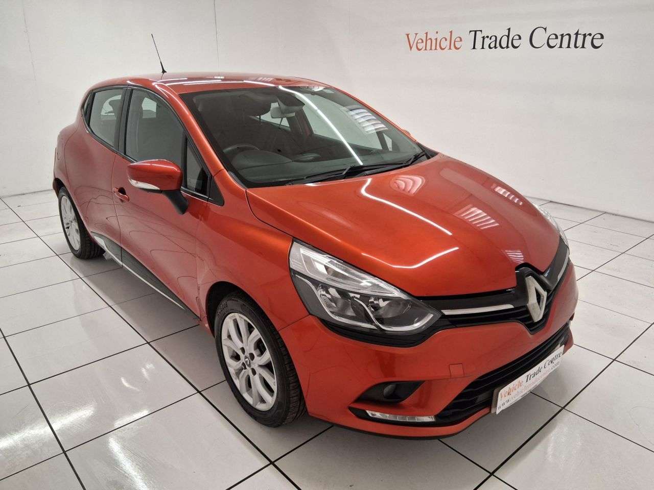 2017 RENAULT CLIO 2017 RENAULT CLIO