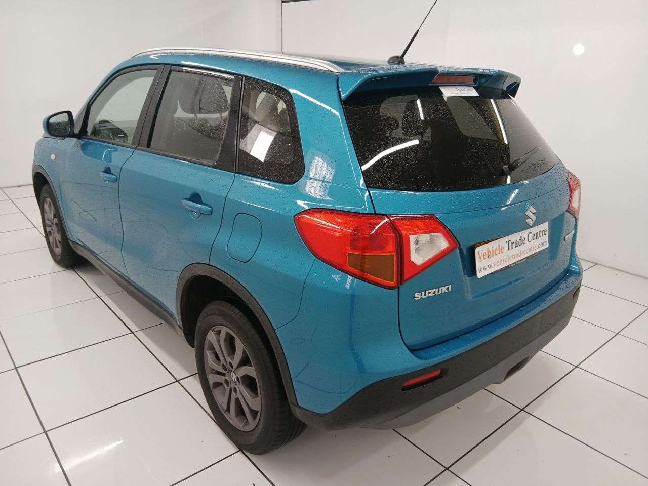 A 2017 SUZUKI VITARA 1.6 SZ4 SUV 5dr Petrol Manual Euro 6 (s/s) (120 ps) A 2017 SUZUKI VITARA 1.6 SZ4 SUV 5dr Petrol Manual Euro 6 (s/s) (120 ps)