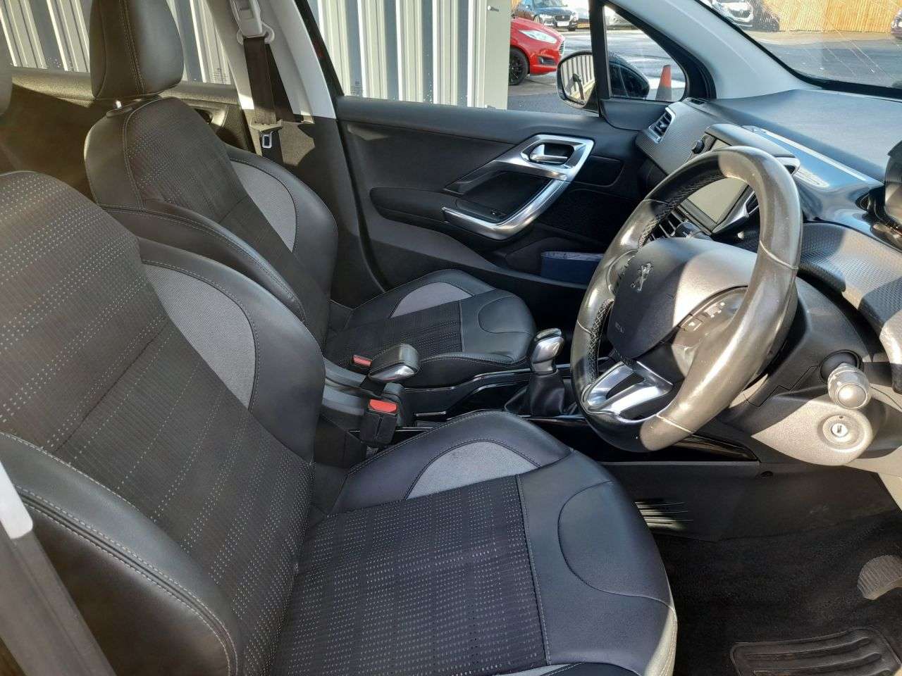 2016 PEUGEOT 2008 2016 PEUGEOT 2008