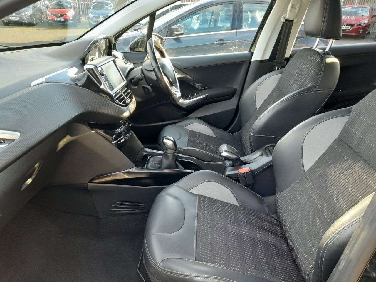 2016 PEUGEOT 2008 2016 PEUGEOT 2008