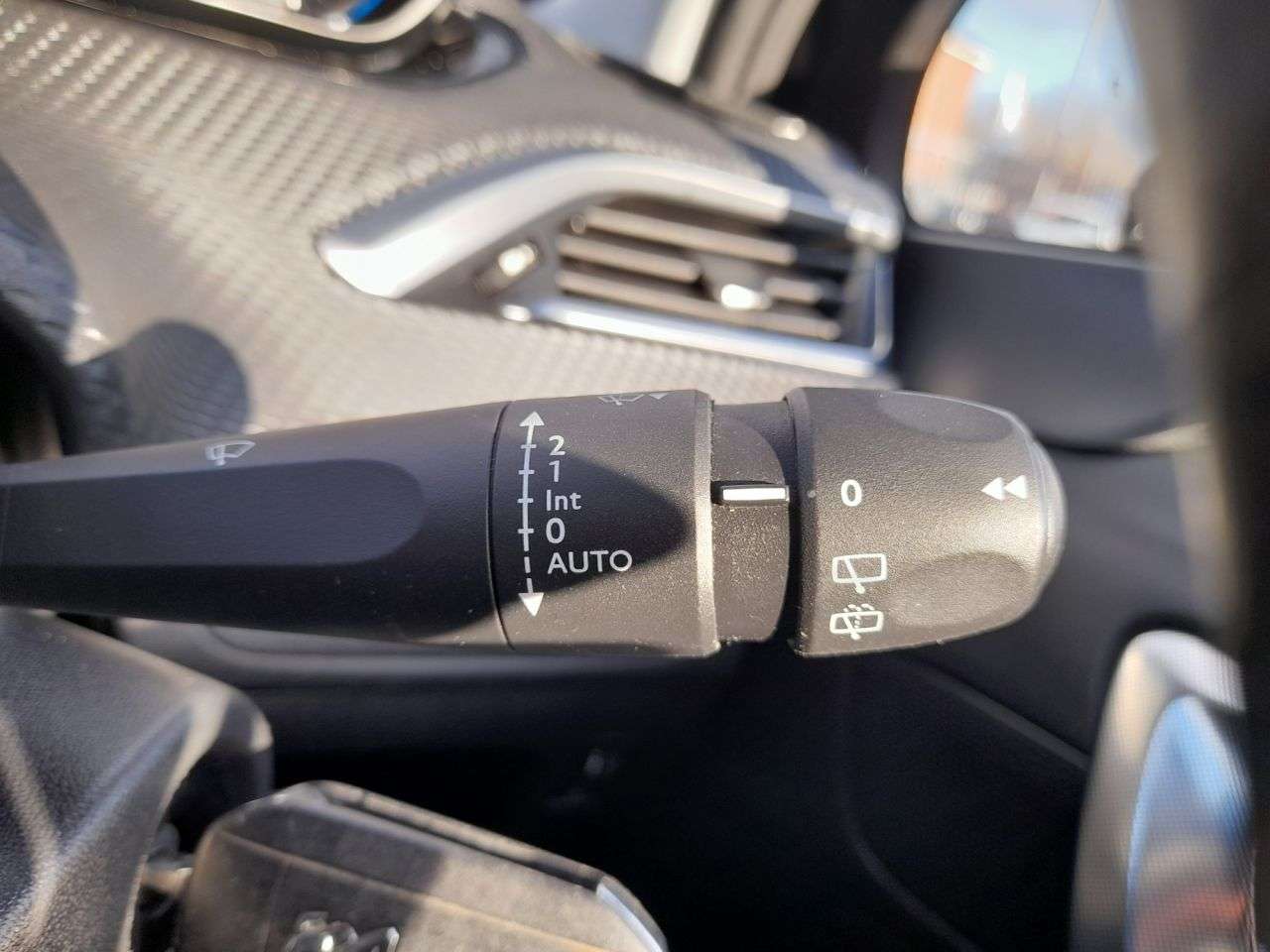 2016 PEUGEOT 2008 2016 PEUGEOT 2008